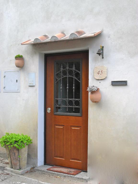 Affittacamere Casa Sofia อันกิอารี ห้อง รูปภาพ