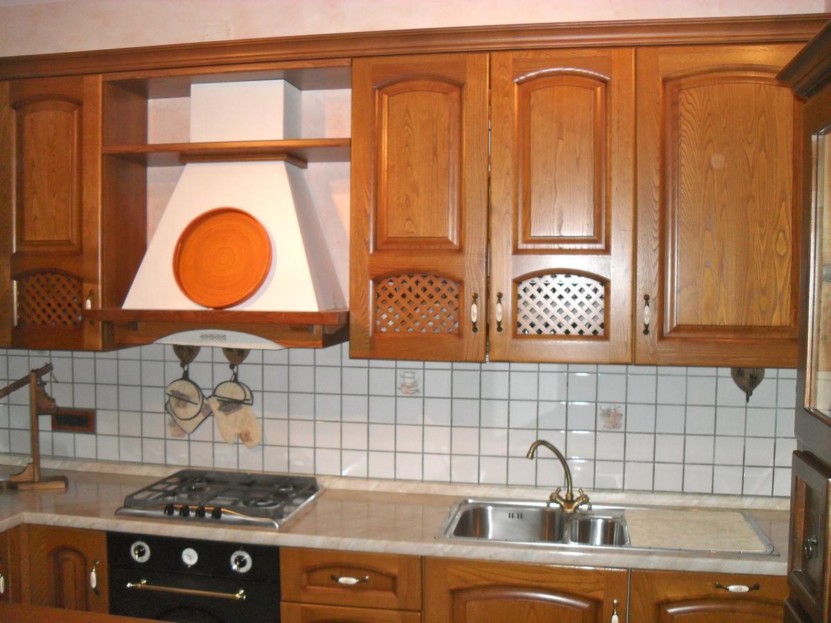 Affittacamere Casa Sofia อันกิอารี ภายนอก รูปภาพ